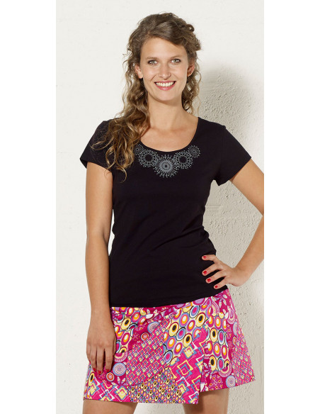 95% cotton 5% elastane mandala tee shirt and short sleeves