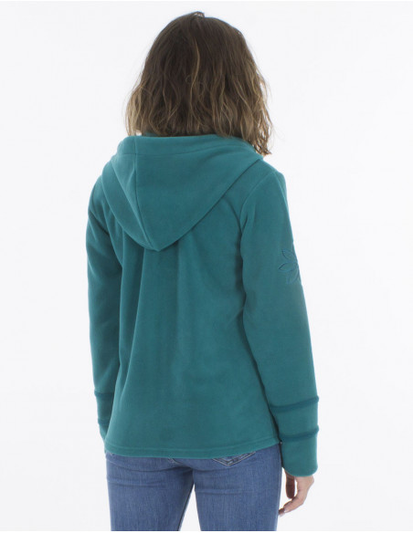 Knitted polyester polar hooded jacket with embroideries