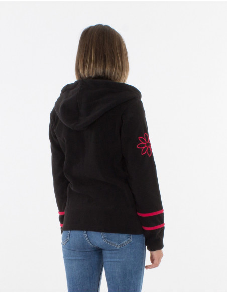Knitted polyester polar hooded jacket with embroideries