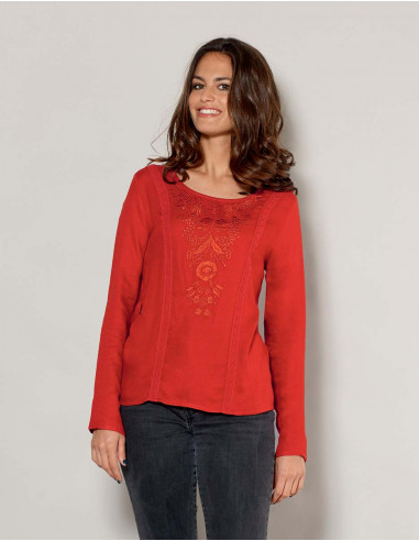 Rayon blouse with long sleeves