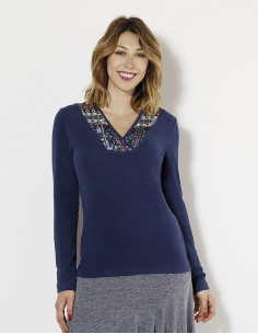 97% polyester 3% elastane tee shirt with santiago print 2