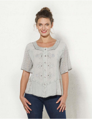 Embroidered sw viscose blouse with short sleeves