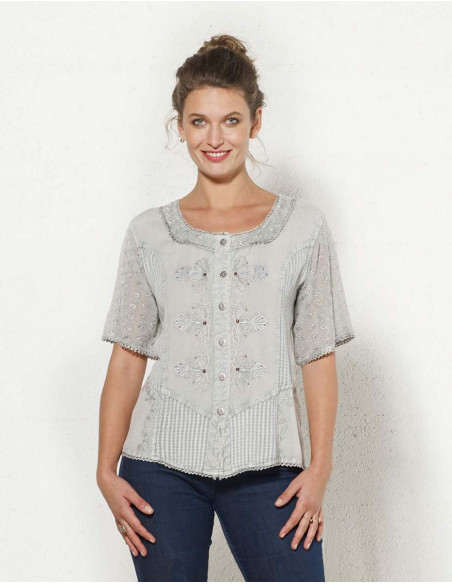 Embroidered sw viscose blouse with short sleeves