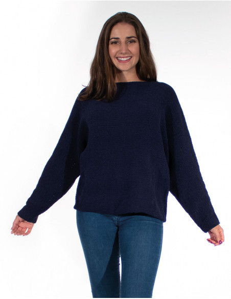 Knitted polyester pullover