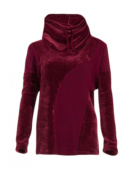 Knitted polyester pullover with patchs