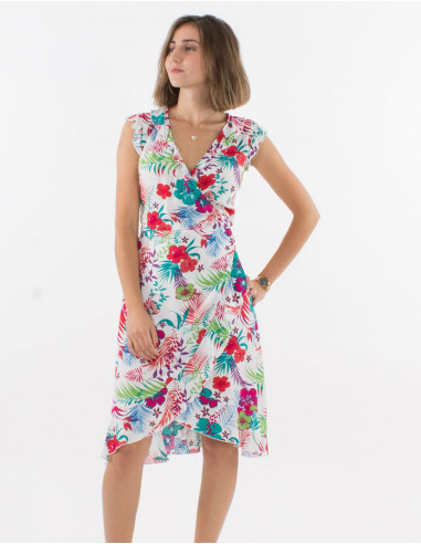 Wrap viscose dress with short sleeves and tropical print