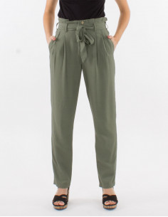 70% viscose 30% linen pants with pleats at the waist 2