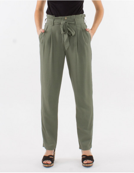 70% viscose 30% linen pants with pleats at the waist
