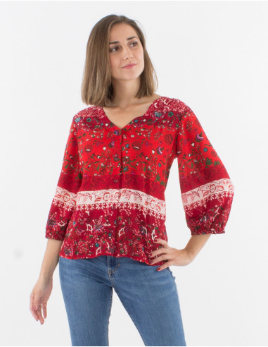 3/4 sleeves buttoned polyester blouse with delhi print