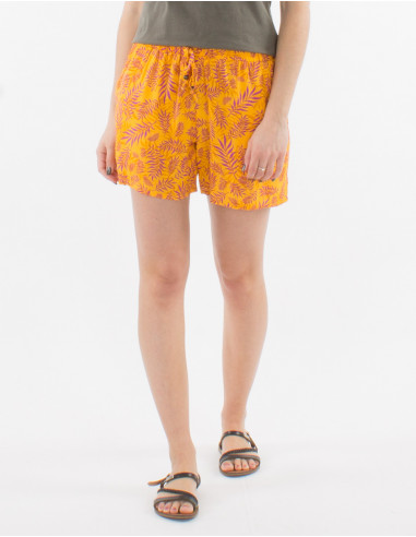 Viscose shorts with banana print