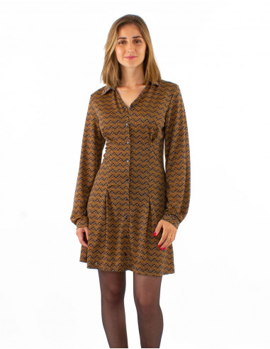 Knitted 96% polyester 4% elastane dress with buttons and "geo" print
