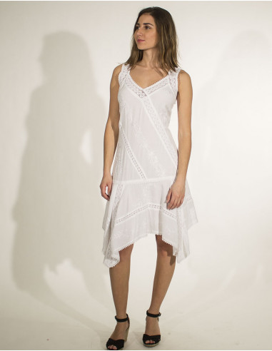 Mini robe viscose avec dentelle