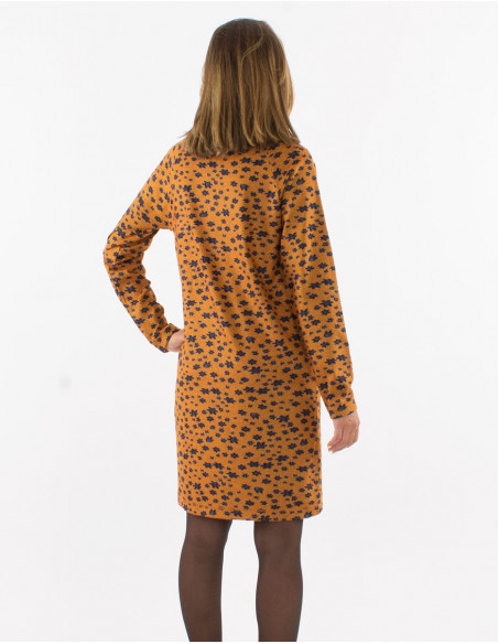 Knitted 60% rayon 33% polyester 7% elastane dress