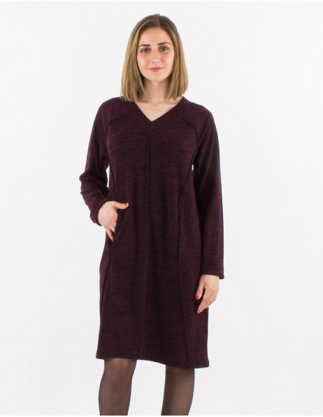 Knitted 95% polyester 5% elastane dress with v-neckline