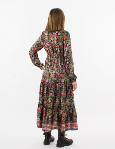 Long polyester dress with long sleeves and sari print