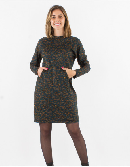 Knitted 60% rayon 33% polyester 7% elastane dress