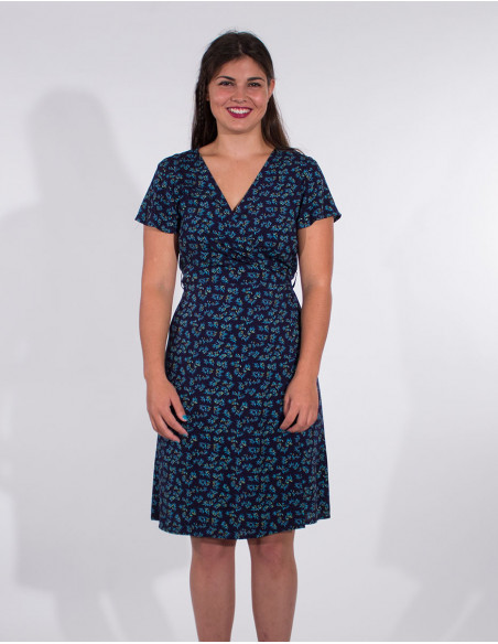 Short sleevesd viscose printed wrap around dress