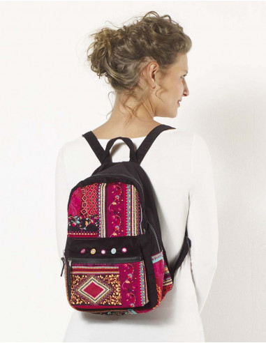 98% Cotton 2% Elastane velvet backpack with tsigane print