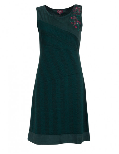 Knitted 63% polyester 32% rayon 5% elastane dress