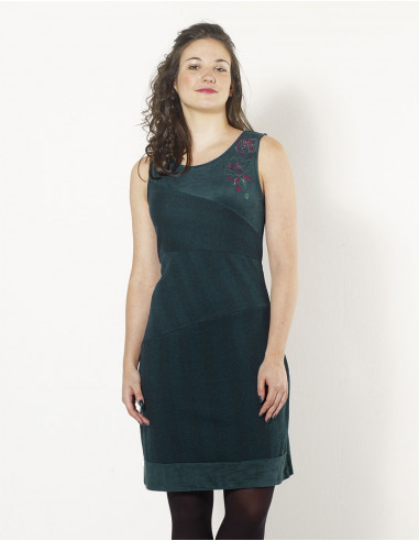 Knitted 63% polyester 32% rayon 5% elastane dress