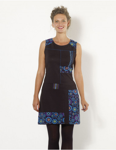 Knitted 95% polyester 5% elastane dress with magic print