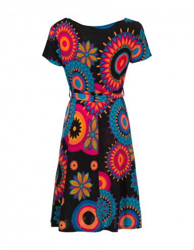 Dress with short sleeves