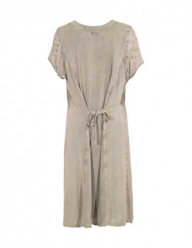 Rayon dress with short sleeves