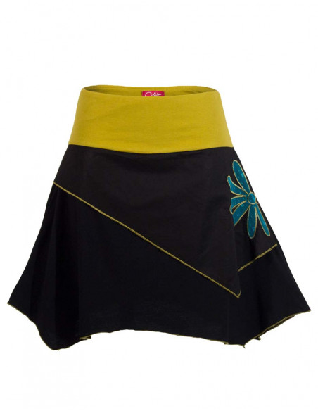 Jupe courte asymétrique