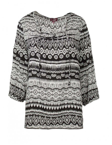 Rayon blouse with 3/4 sleeves with black and white print