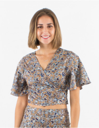 Polyester sari top with short sleeves and silver print