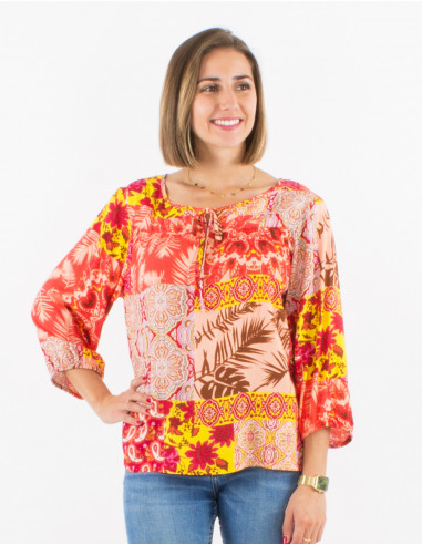 Viscose blouse with 3/4 sleeves and fantasie print