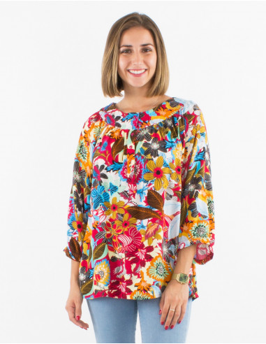 Viscose blouse with 3/4 sleeves and sixties print