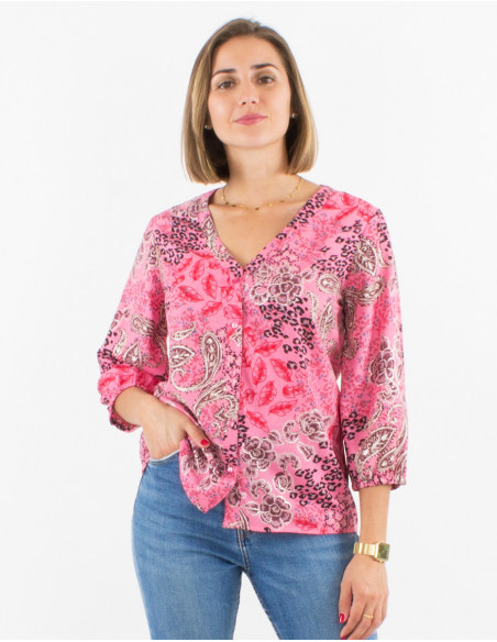 Polyester buttoned blouse with 3/4 sleeves and silver pansy print