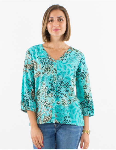 Polyester buttoned blouse with 3/4 sleeves and silver pansy print