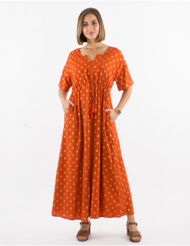 Long viscose dress with short sleeves and golden bali print