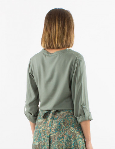 Plain buttoned long sleeves viscose blouse