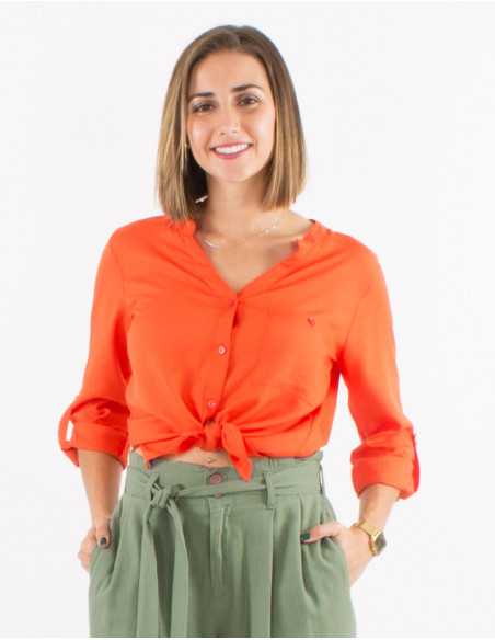 Plain buttoned long sleeves viscose blouse