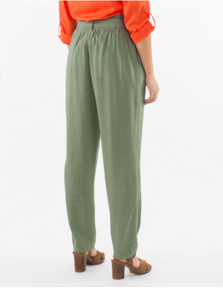 70% viscose 30% linen pants with pleats at the waist
