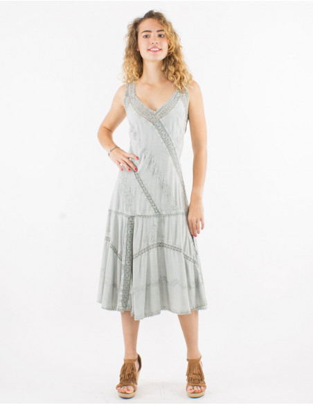 Embroidered viscose dress with large straps