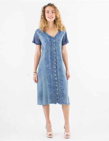 Embroidered viscose dress with short sleeves