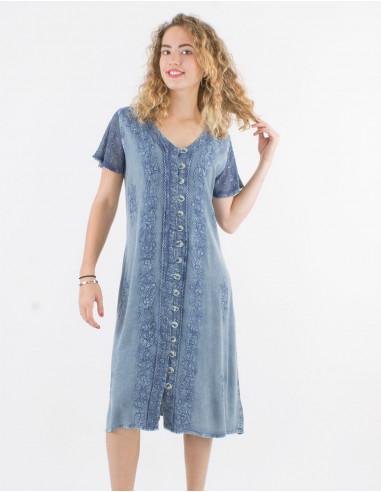 Embroidered viscose dress with short sleeves