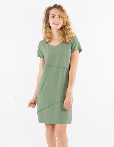 54% linen 46% viscose dress with v-neck and short sleeves