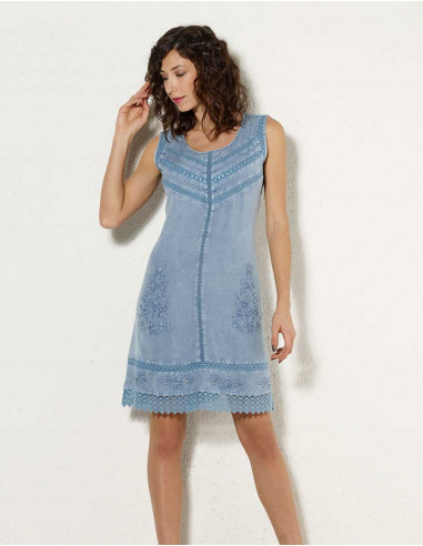 Rayon dress sw with embroideries