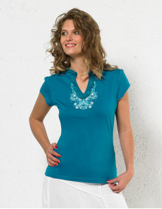 Knitted 60% cotton 40% polyester tee shirt