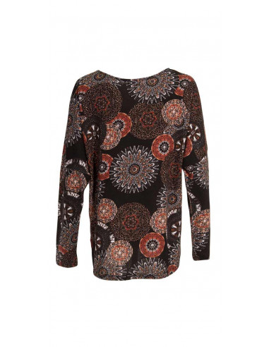 Knitted 95% polyester 5% elastane pullover