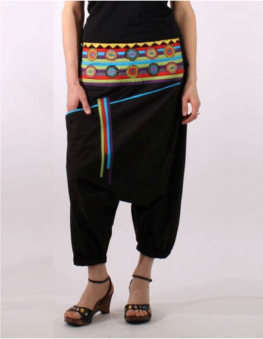 Cotton short sarouel with embroideries