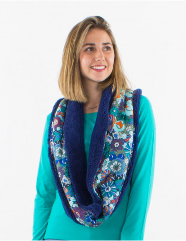 Knitted scarf snood 92% polyester 8% elastane with "pop" print