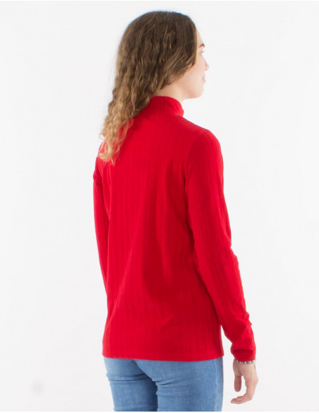 Pull maille 90% polyester 10% élasthanne uni col montant