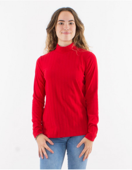 Pull maille 90% polyester 10% élasthanne uni col montant