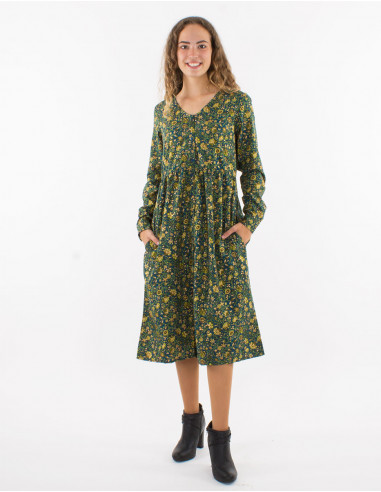 Polyester long dress with long sleeves and golden print